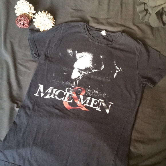 Band T-shirt - Of Mice & Men - Picture 1 of 2